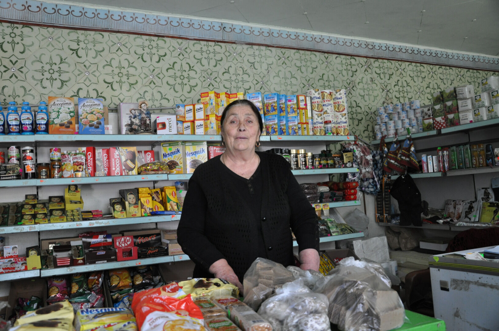 Даргавс продавщица